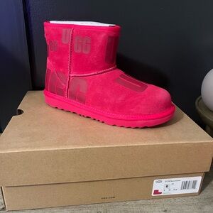 UGG Bright Pink Logo Boots